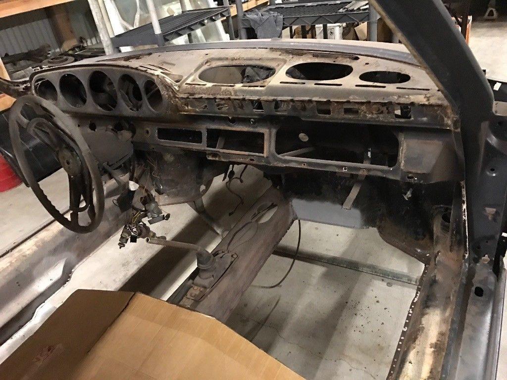 1969 Porsche 911E Sunroof coupe matching numbers motor project