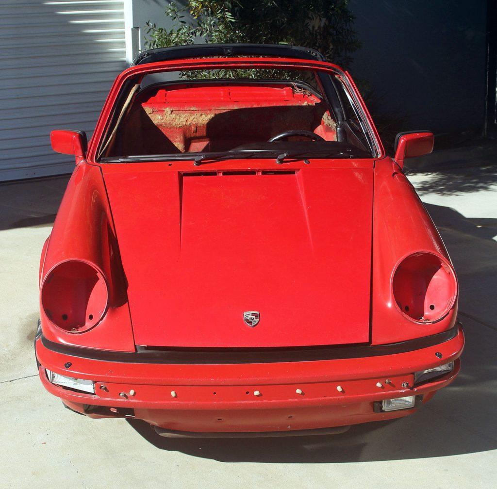1986 Porsche 911 in an excellent condition